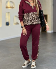 Leopar Detaylı İki İplik Kumaş Eşofman Takımı