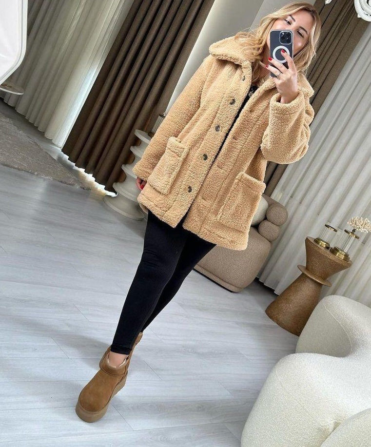 Kadın Düğmeli Peluş Mont – Wellssoft Kumaş