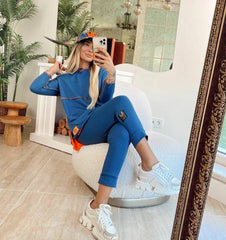 Kadın Kapşonlu Etek Ucu Detay Arma Ters Dikiş Görünümlü İkili Takım