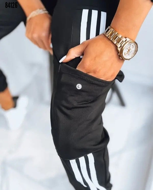 Kadın uzun kollu beyaz şerit detay kargo cep iki iplik ikili takım